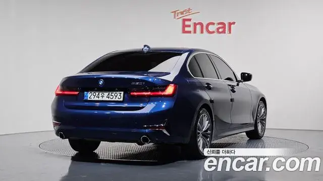 BMW 3 Series 2020 — Şəkil 18/20