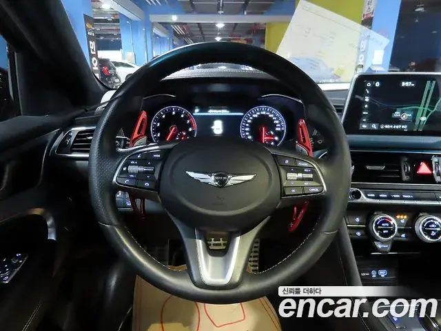 Genesis G70 2019 — Photo 14/20