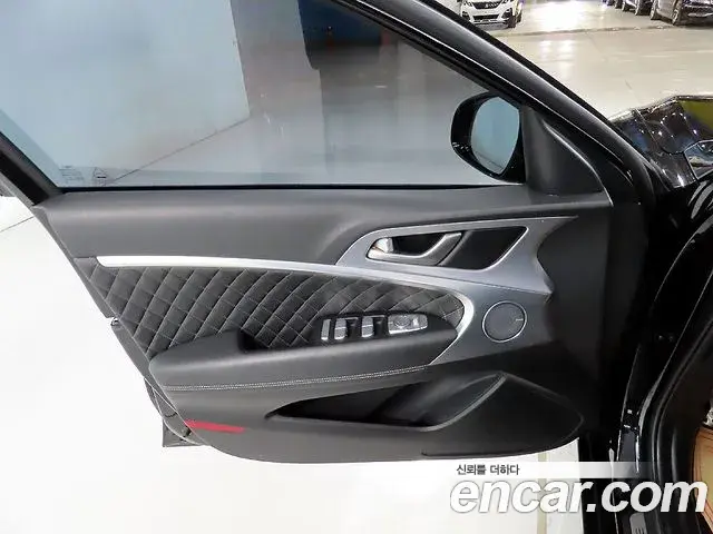Genesis G70 2019 — Photo 3/20