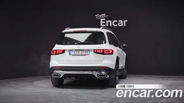 Mercedes-Benz GLB-Class 2022 — ფოტო 12/20