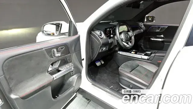 Mercedes-Benz GLB-Class 2022 — ფოტო 20/20