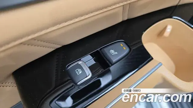 Kia Sorento 2022 — Şəkil 19/20
