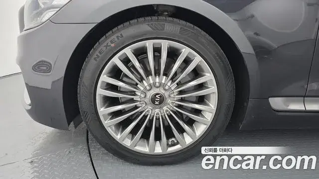 Kia The K9 2018 — Şəkil 13/20