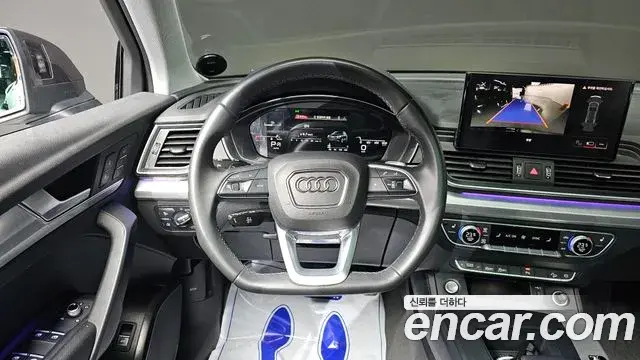 Audi Q5 2022 — ფოტო 7/20