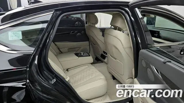 Genesis G80 2024 — ფოტო 17/20