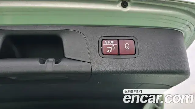 Mercedes-Benz GLC-Class 2018 — Şəkil 15/29