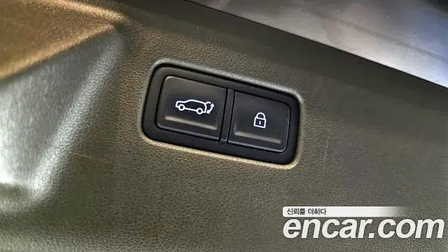 Hyundai Santa Fe 2023 — Фото 20/20