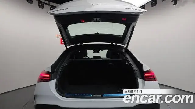 Mercedes-Benz GLE-Class 2025 — ფოტო 3/20