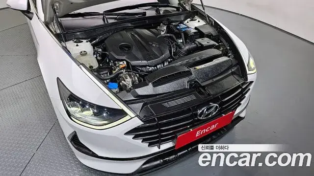 Hyundai Sonata Hybrid 2019 — ფოტო 13/20