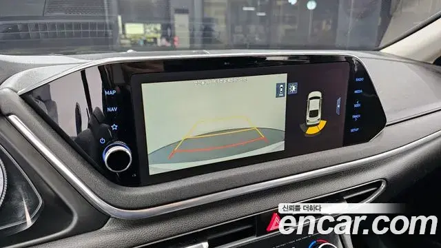 Hyundai Sonata Hybrid 2019 — ფოტო 17/20