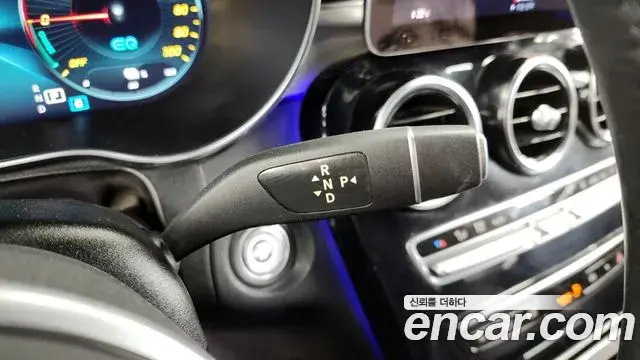 Mercedes-Benz GLC-Class 2020 — ფოტო 13/20