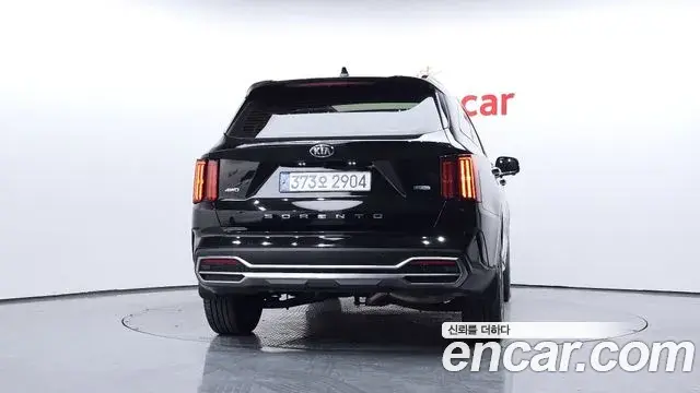 Kia Sorento 2021 — ფოტო 17/20