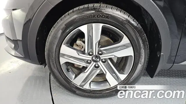 Kia Sorento 2021 — ფოტო 2/20