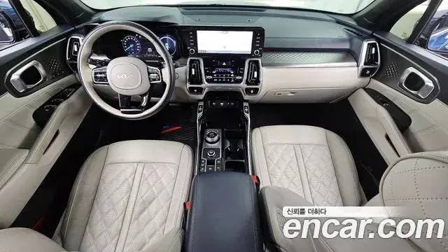 Kia Sorento 2023 — ფოტო 7/20
