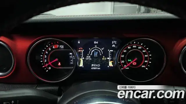Jeep Wrangler 2020 — Şəkil 10/20