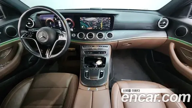 Mercedes-Benz E-Class 2022 — Şəkil 10/20