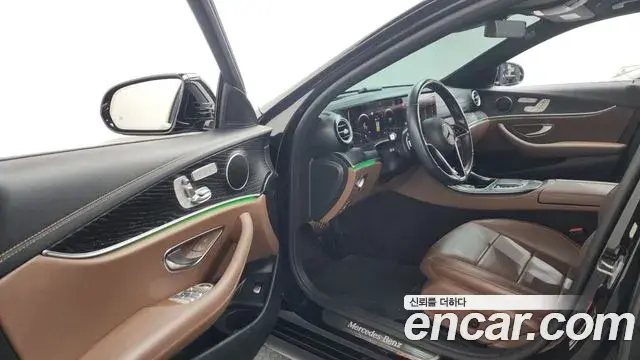 Mercedes-Benz E-Class 2022 — Şəkil 4/20
