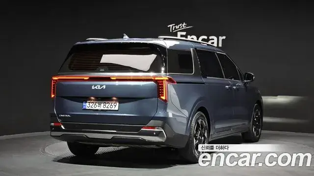 Kia Carnival 2024 — Şəkil 19/20