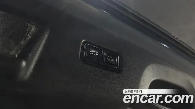Kia Carnival 2024 — Şəkil 18/20
