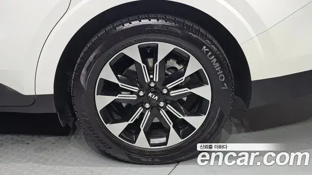 Kia Carnival 2020 — Photo 5/20