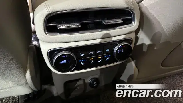 Genesis GV80 2021 — Photo 3/20