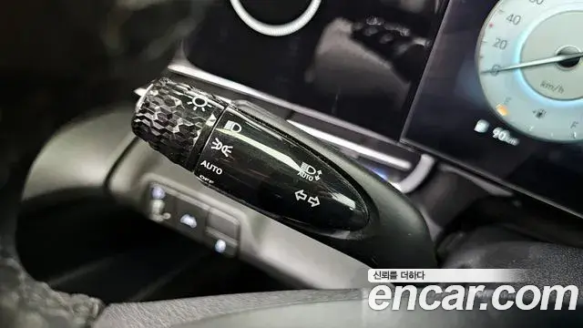 Hyundai The New Avante Hybrid 2021 — Photo 4/20