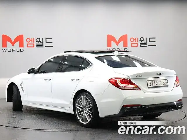 Genesis G70 2019 — ფოტო 8/20