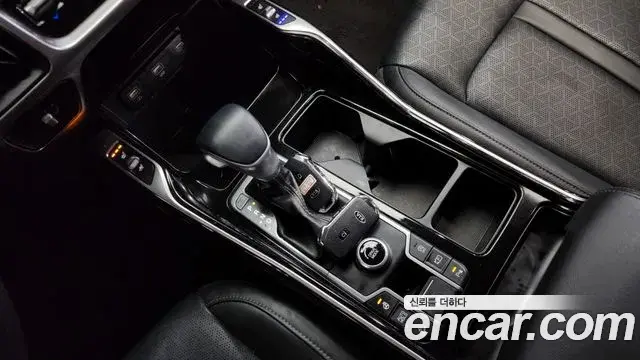 Kia Sorento 2021 — Фото 9/20