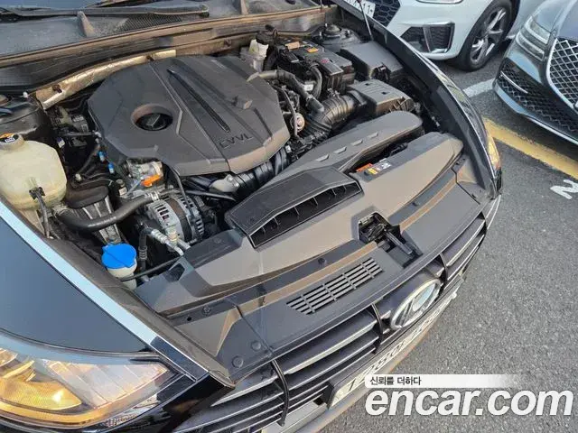 Hyundai Sonata Hybrid 2019 — Photo 13/20