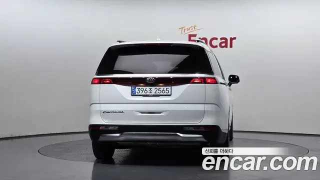 Kia Carnival 2020 — Фото 4/20