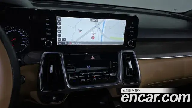 Kia Sorento 2022 — Фото 14/20