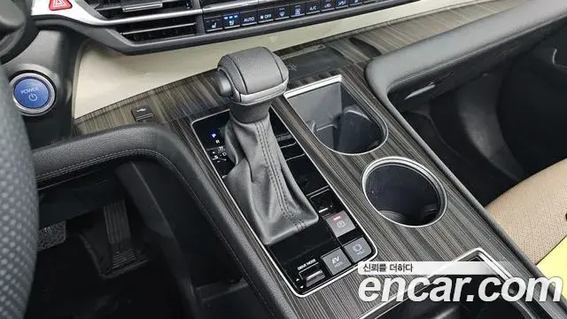Toyota Sienna 2024 — Photo 20/20