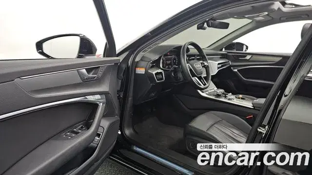 Audi A6 2023 — Фото 11/20
