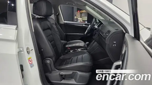 Volkswagen Tiguan 2024 — ფოტო 3/20