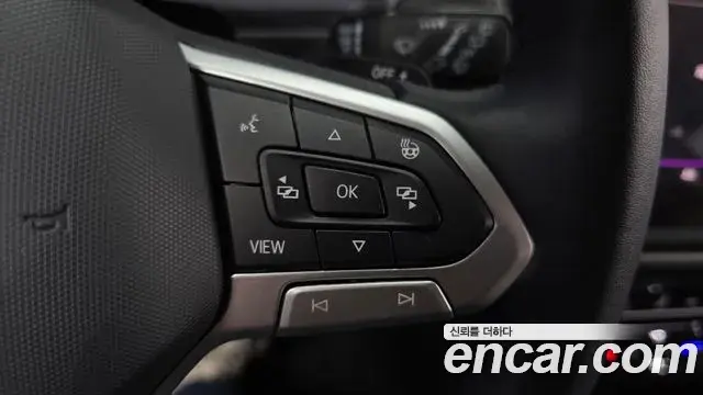 Volkswagen Tiguan 2024 — ფოტო 17/20
