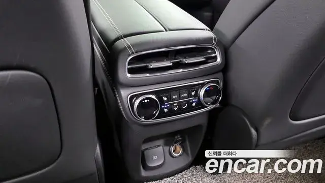 Genesis GV80 2021 — ფოტო 4/20