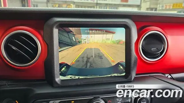 Jeep Gladiator 2021 — Şəkil 8/20
