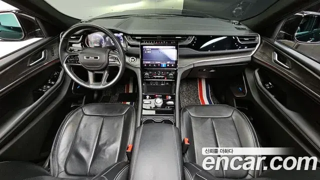 Jeep Grand Cherokee 2022 — ფოტო 9/20