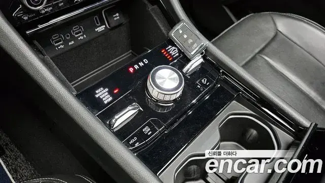 Jeep Grand Cherokee 2022 — ფოტო 14/20