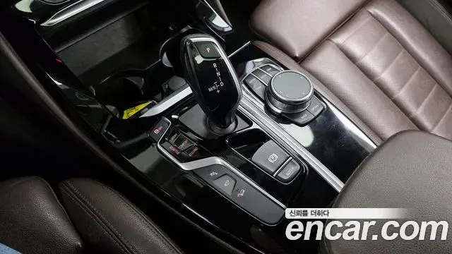 BMW X4 2021 — ფოტო 13/20
