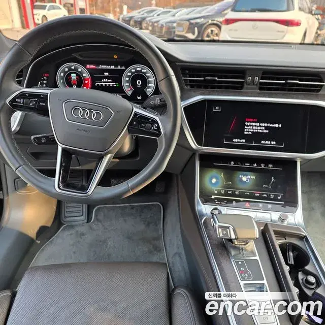 Audi A7 2021 — Şəkil 10/18