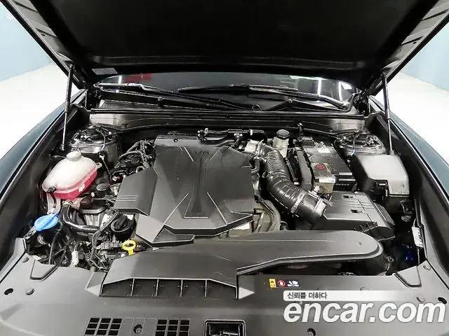 Hyundai Grandeur Hybrid 2023 — Şəkil 7/20