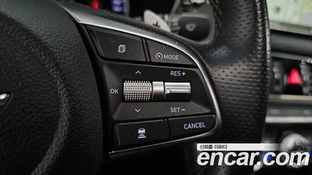 Genesis G70 2018 — Photo 9/20