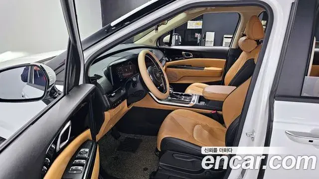 Kia Carnival 2021 — Photo 16/20