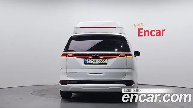 Kia Carnival 2023 — Фото 4/20