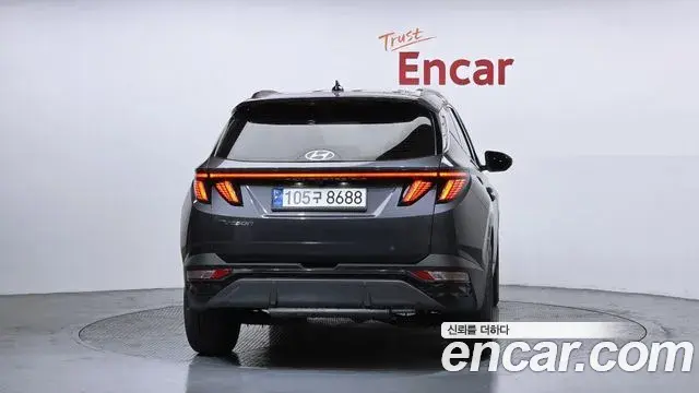Hyundai Tucson Hybrid 2021 — Photo 10/20