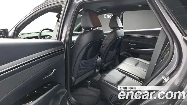 Hyundai Tucson Hybrid 2021 — Photo 18/20