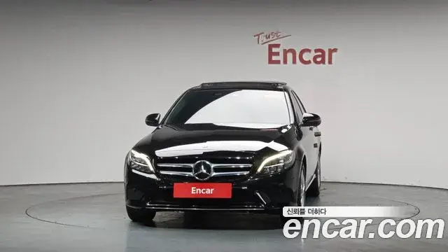 Mercedes-Benz C-Class 2020 — Фото 3/20