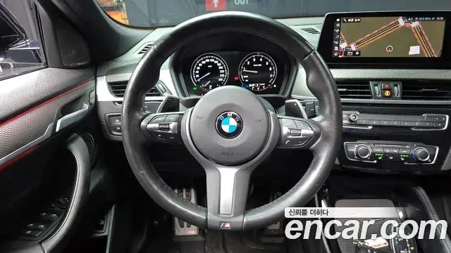 BMW X2 2022 — Фото 13/20