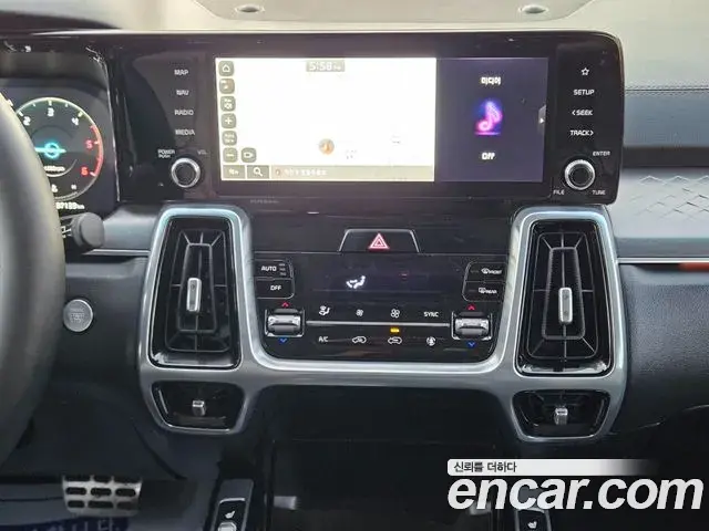 Kia Sorento 2020 — Şəkil 16/20